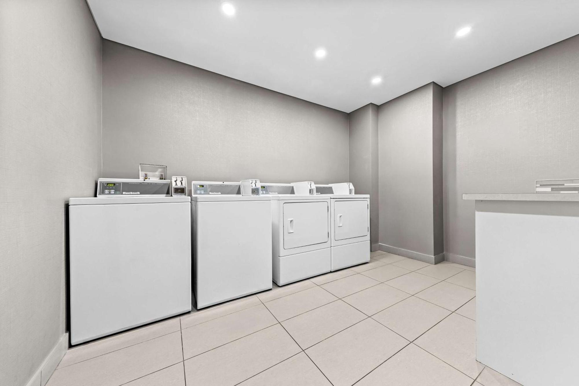 Best Western Plus Airdrie Gateway Luaran gambar