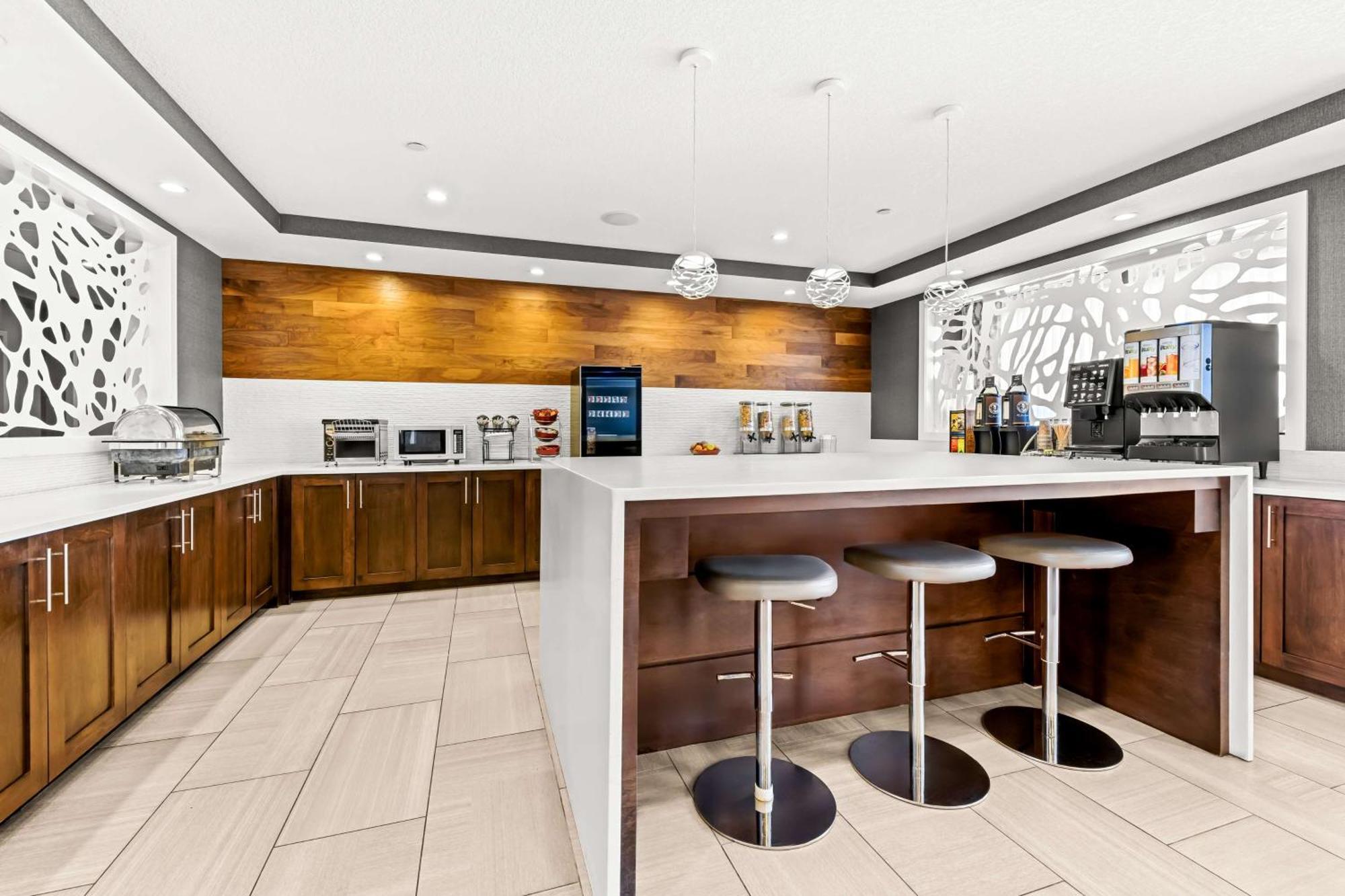 Best Western Plus Airdrie Gateway Luaran gambar